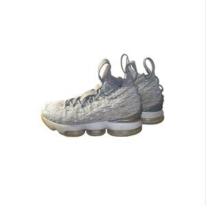 Nike LeBron 15 City Edition